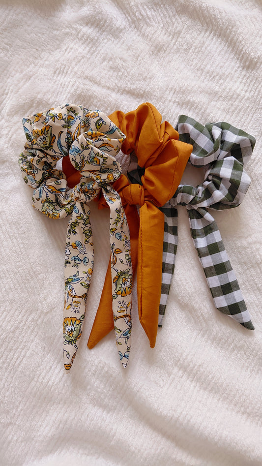 Foulchie, le chouchou foulard. Disponible uni ou à motifs 