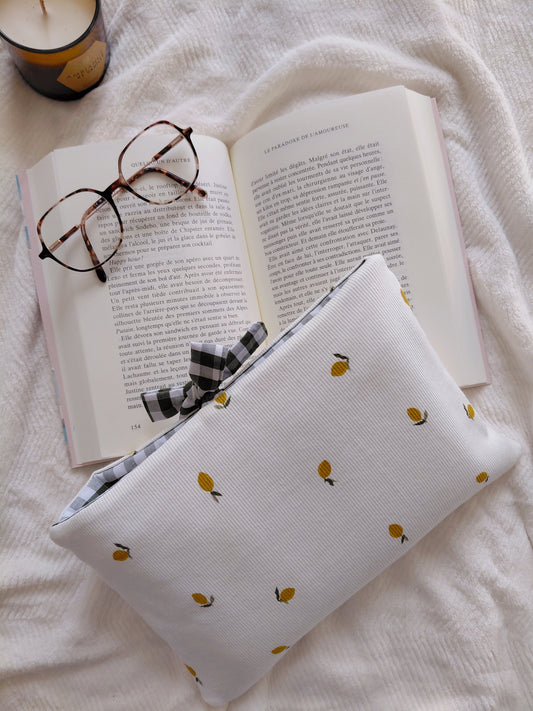 [SPRING] Pochette à livre broché
