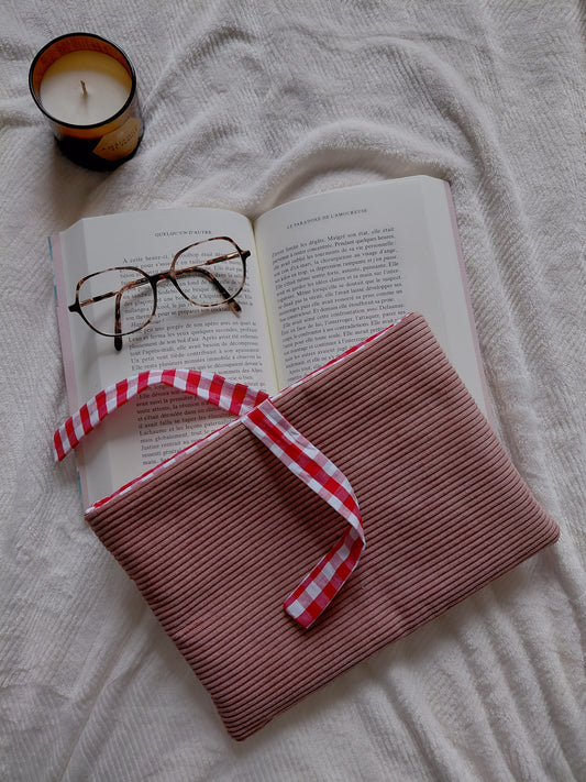 [SPRING] Pochette à livre broché