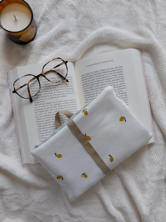 [SPRING] Pochette à livre poche